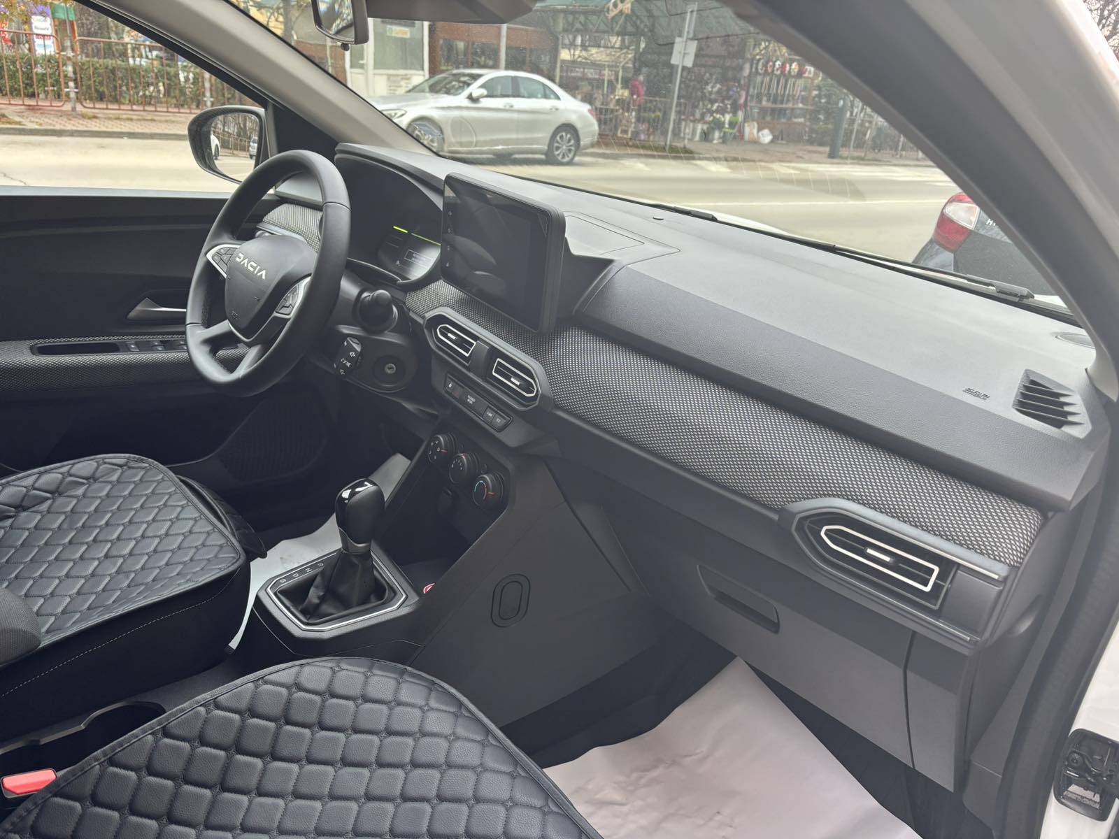 DACIA JOGGER 2024г. 7 места/ Автоматик 3